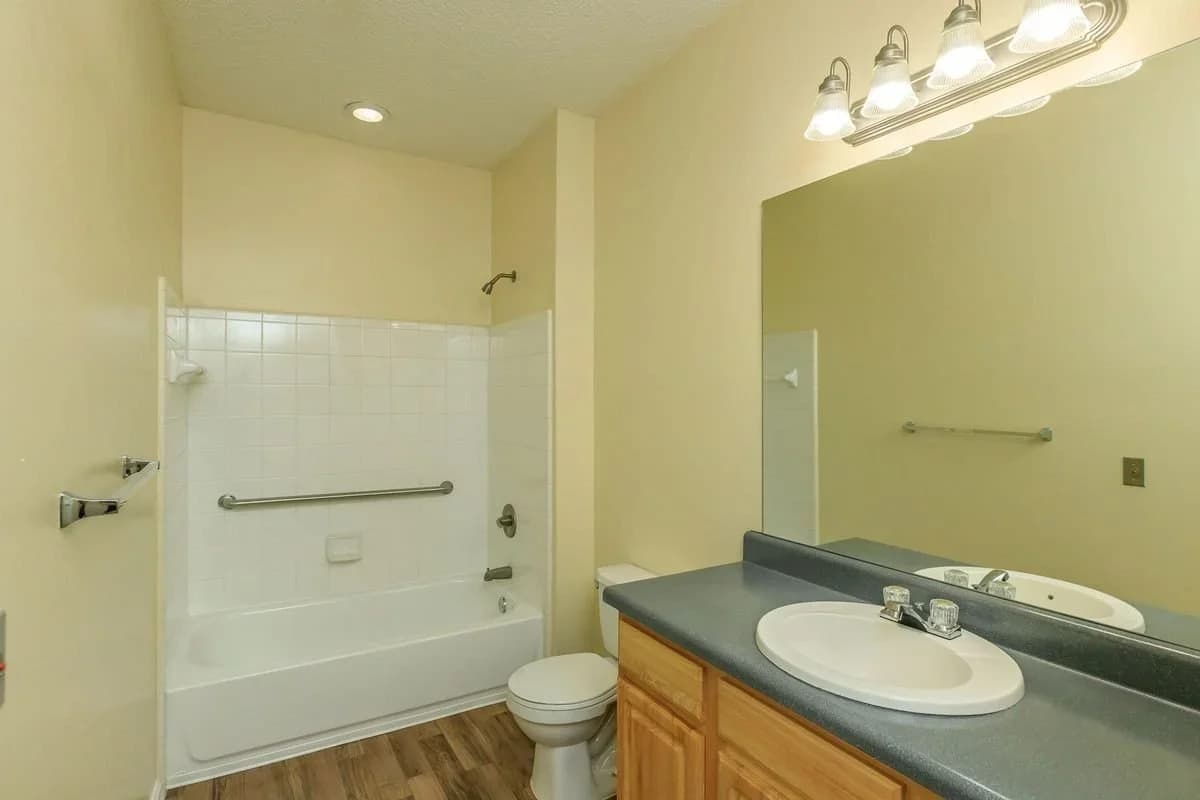 heritage-station-senior-bathroom-2.webp